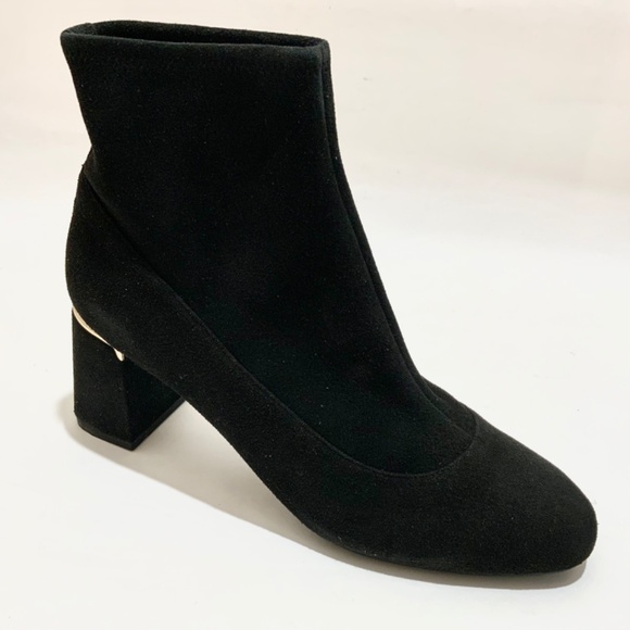 Cole Haan Laree Black Suede Ankle Booties Almond Toe Block Heel Leather Boot 9.5 - Picture 6 of 8